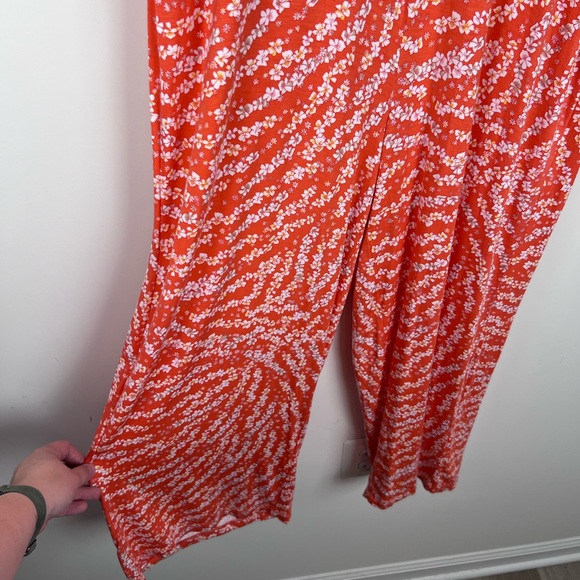 NWT Skye’s The Limit Women’s Size M Jumpsuit Orange White Floral Flutter 0098 - Picture 5 of 7